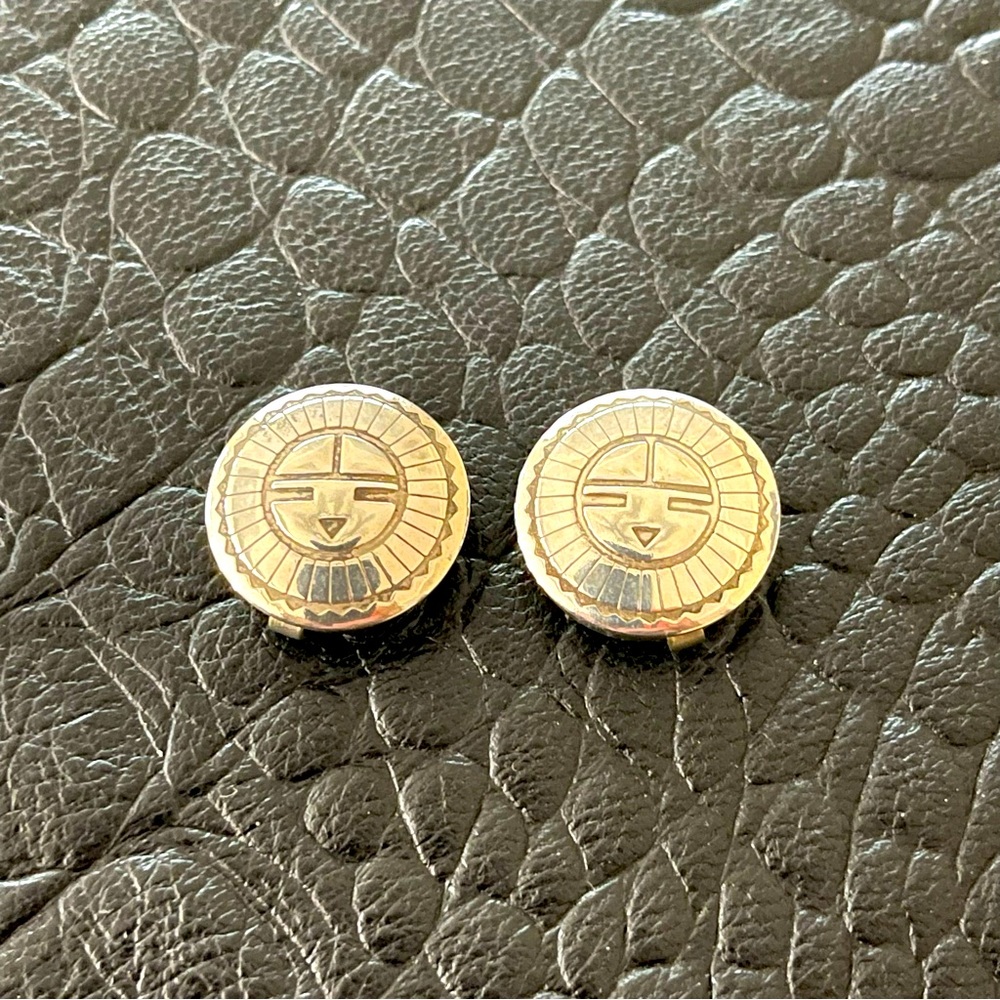 Sterling Silver 925 Zuni Sun Face Design Button C… - image 1